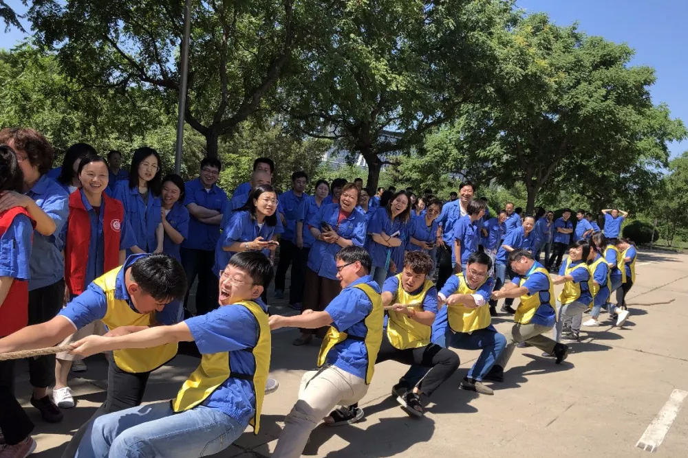 凝心聚力,團結拼搏|公司工會組織開展職工拔河比賽