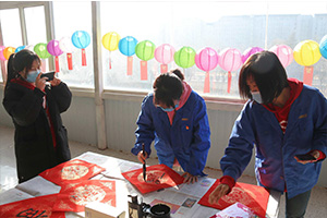 Y ī | VƼFί_չicСꡱ}